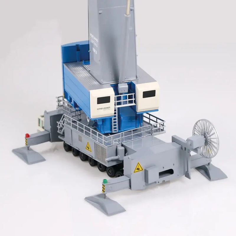 ギャラリービューアに画像をロードする, Konecranes Gottwald ESP.8 Generation 6 移動式ハーバークレーン / NZG 1/87
