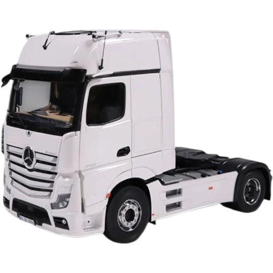 Mercedes Benz Actros L / NZG 1/18 ミニカー 模型
