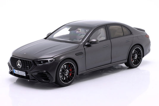 Mercedes Benzメルセデスベンツ AMG E 53 Hybrid 4Matic+ W214 2024 グラファイトグレー / NZG 1/18 ミニカー