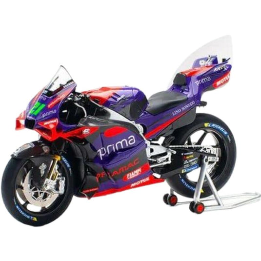 Pramac Ducatiドゥカティ GP24 Frano Morbidelli バイク /NZG 1/12