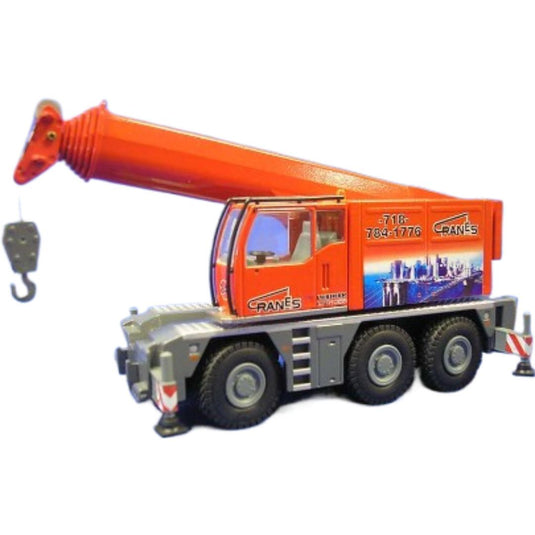 Liebherr LTC1055 クレーン レッド craneS INC. / CONRAD 1/50 建設機械模型 工事車両