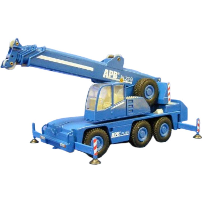Demag AC40 City 3軸 クレーン APB Plzen / CONRAD 1/50 建設機械模型 工事車両