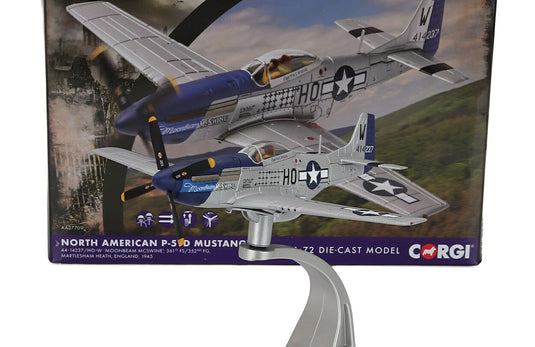 North Americanノースアメリカン P-51D マスタング Moonbeam McSwine Capt. William T. Bill Whisner Jr / Corgi 1/72 ミニカー ミリタリー模型