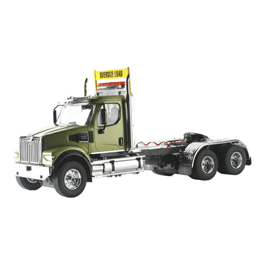 Western Star 49X SFFA タンデムアクスル トラクター ラジオコントロール / Diecast Masters 1/16 ミニカー トラック模型