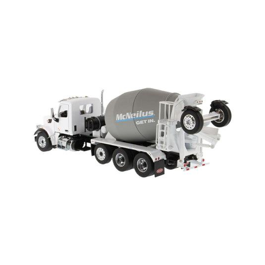 Peterbilt 567 McNeilus ミキサー / Diecast Masters 1/50 建設機械模型 工事車両