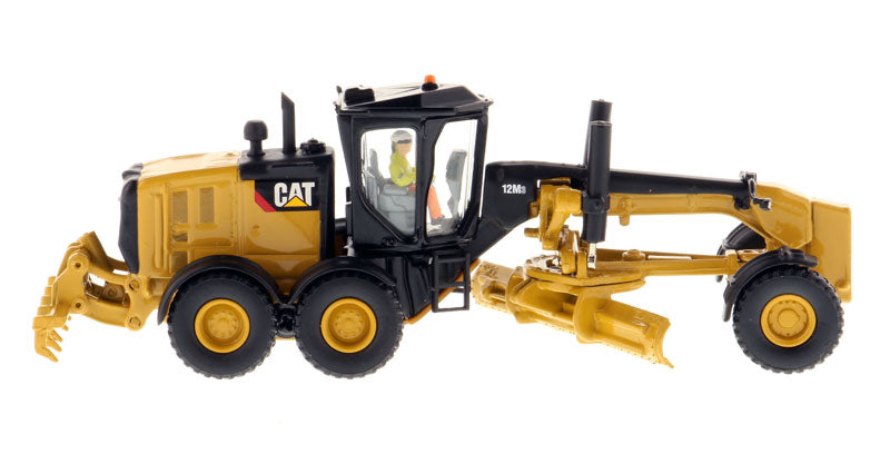 ギャラリービューアに画像をロードする, Caterpillar 12M3 モーターグレーダー - ハイラインシリーズ トレーラー   / Diecast Masters 1/87 建設機械模型 工事車両
