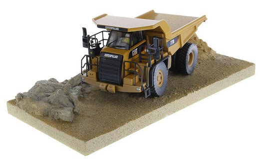 Caterpillar 770 ウェザード オフハイウェイ トラック - ウェザードシリーズ ダンプ   / Diecast Masters 1/50 建設機械模型 工事車両