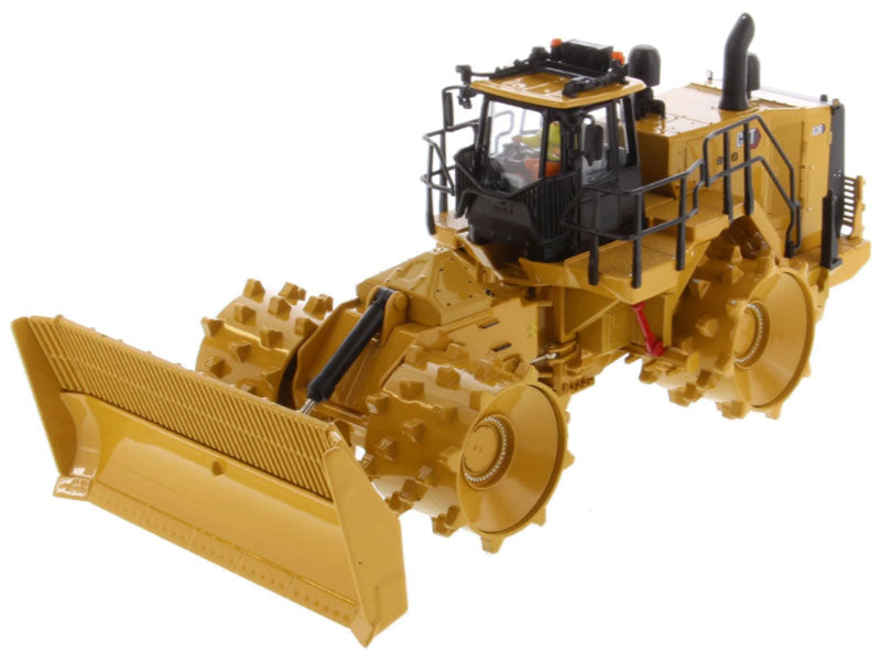 ギャラリービューアに画像をロードする, Caterpillar 836 埋立地用コンパクター - ハイラインシリーズ / Diecast Masters 1/50 建設機械模型 工事車両
