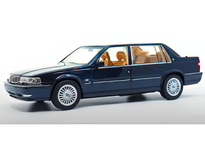 【予約】12月以降発売予定VOLVO - S90 1998 - BLUE/DNA COLLECTIBLES 1/18ミニカー