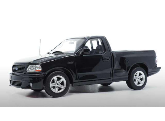 2003 Ford F-150 SVT Lightning, black/DNA COLLECTIBLES 1/18ミニカー 299台限定