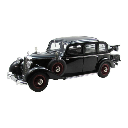 【予約】2026年発売予定 Mercedes Benzメルセデスベンツ 230 (W143) Pullman Landauletプルマンランドーレ Semiconvertible Op / ESVAL 1/43 ミニカー