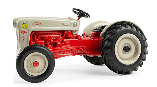 Ford 640 トラクター FFAロゴ付き 農機 模型 / ERTL 1/16