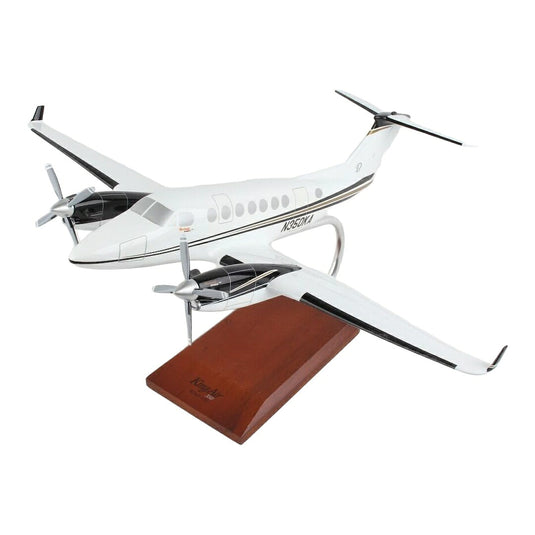 ビーチ キングエア 350 / Executive Series 1/32 飛行機模型 旅客機