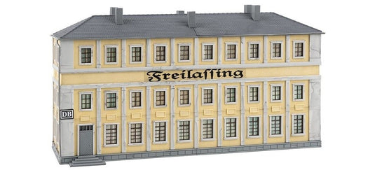 HOゲージ 鉄道模型 Faller Bw管理棟 Freilassing Bw administration Freilassing