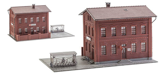 HOゲージ 鉄道模型ストラクチャー Faller DB-administration building
