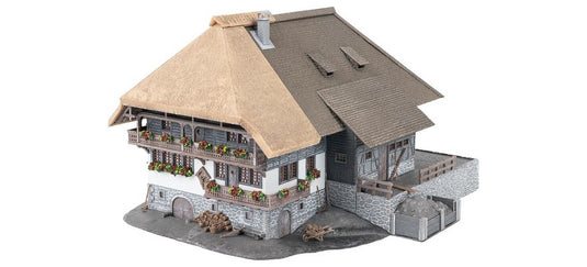 HOゲージ 鉄道模型 Faller ファーラー Black Forest farmhouse with 2 figures patinated