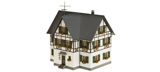 HOゲージ 鉄道模型 Faller Half-timbered two-family house epoch III