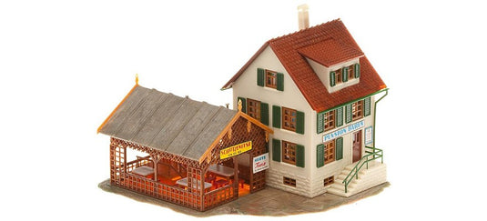 HOゲージ 鉄道模型ストラクチャー Faller Village inn