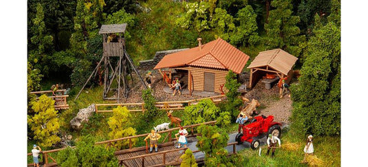 HOゲージ 鉄道模型ストラクチャー Faller Hunting lodge with high seat
