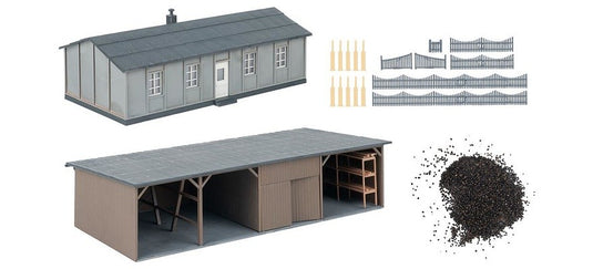 HOゲージ 鉄道模型 Faller Barracks with coal shed model for July