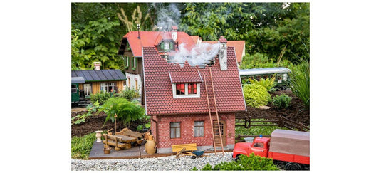 Gゲージ 鉄道模型 Faller ファラー 燃えるクリンカーの家 Burning clinker house
