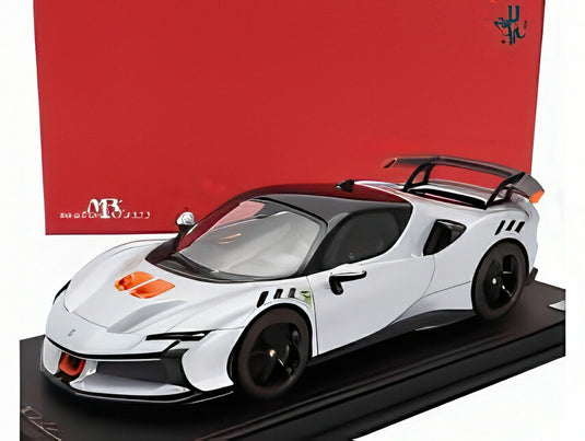 FERRARI SF90 XX STRADALE 2024 ビアンコアルティコ オレンジブラック/ MR Collection 1/18 149台限定ミニカー