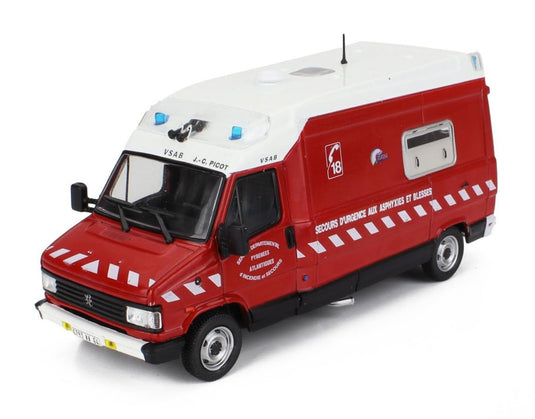 PEUGEOTプジョー J5 MAXUM バン 消防車 1982 レッドホワイト HACHETTE-VEHICULES-LEGERS-SAPEURS-POMPIERS COLLECTION / EDICOLA 1/43 ミニカー