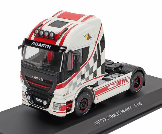 IVECO FIATイヴェコフィアット STRALIS E5 HI WAY トラクター トラック アバルト 2016 ホワイトレッドブラック HACHETTE-TRUCK-TUNING-COLLECTION / EDICOLA 1/43 ミニカー