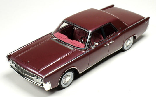 【予約】2026年発売予定Lincolnリンカーン Continentalコンチネンタル 1962 ロイヤルレッド / GOLDVARG 1/43 ミニカー