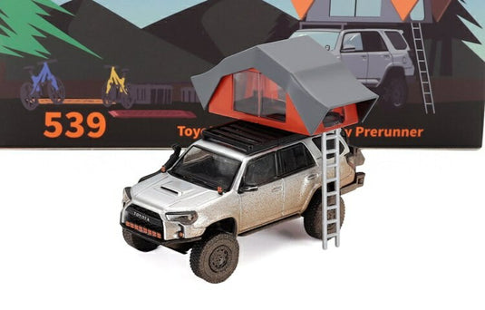 Toyotaトヨタ 4Runner 4ランナー Widebodyワイドボディ 2018 With Accessories Silverシルバー / GCD 1/64 ミニカー