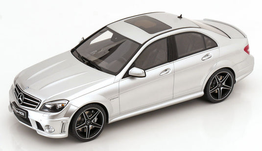 Mercedes C63 AMG 2008 限定2200個 / GT Spirit 1/18 ミニカー