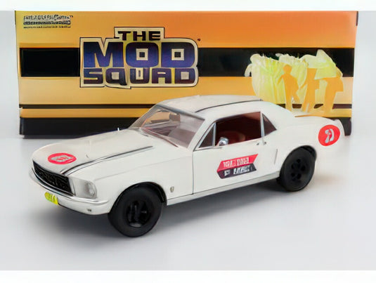 FORD USA - MUSTANG COUPE N 23 THRILL CIRCUS BY KARNES 1967 - THE MOD SQUAD - WHITE/Greenlight 1/18ミニカー
