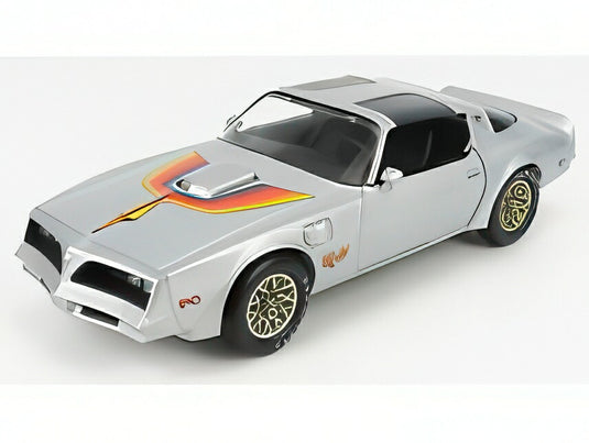 PONTIAC ファイヤーバード ファイアAM クーペ 1977 シルバー/ Greenlight 1/18 ミニカー