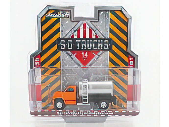 CHEVROLET C 60 TANKER TRUCK FERTILIZER 1982 ORANGE SILVER/Greenlight 1/64ミニカー