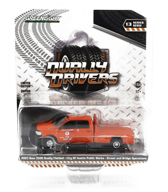 DODGE RAM 3500 ダブルキャブ ピックアップ テキサス州オースティン 2023 オレンジ / Greenlight 1/64 ミニカー