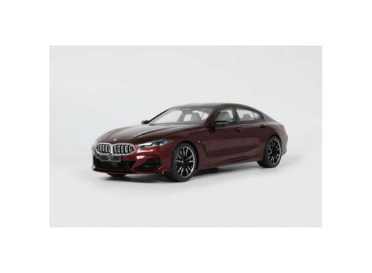 2023年 BMW M850I X Drive M Performance アベンチュリンレッド/ GT Spirit  1/18 ミニカー