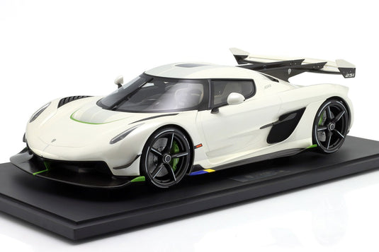 Koenigseggケーニグセグ Jesko 2019 パールホワイト / GT SPIRIT 1/8 ミニカー