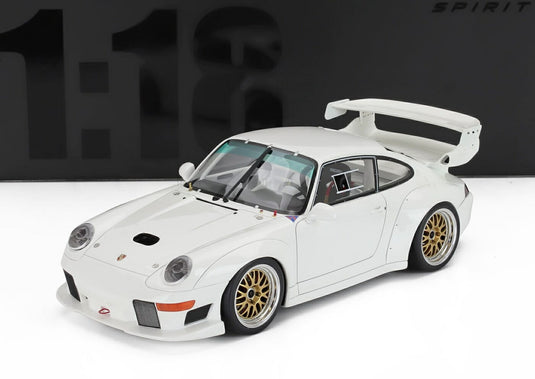 ポルシェ 911 993 GT2 EVO クーペ 1995年 ホワイト / GT SPIRIT 1/18 ミニカー