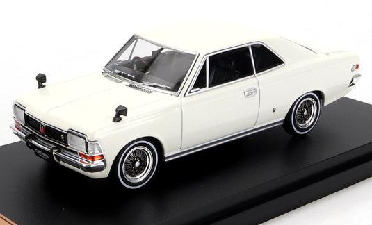 Toyotaトヨタ Toyopetトヨペット Crownクラウン HT 1968 ホワイト / EDICOLA 1/43 ミニカー