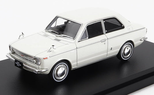Toyotaトヨタ Corollaカローラ 1100 DX (KE10D) 1966 ホワイト / EDICOLA 1/43 ミニカー