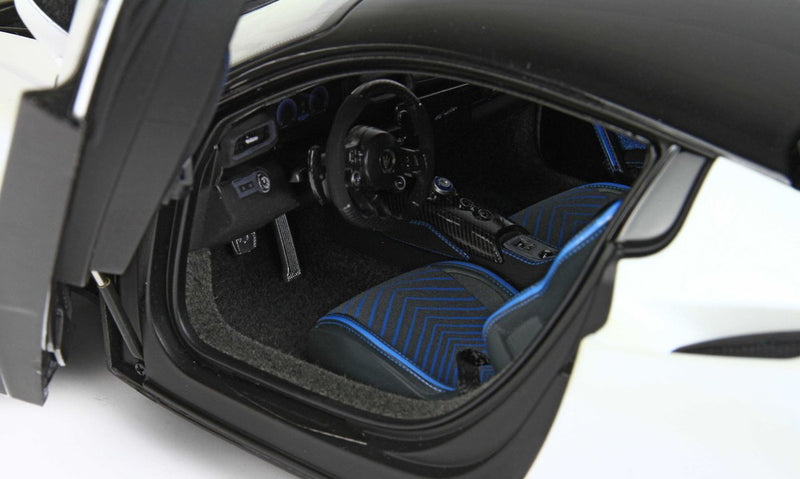 ギャラリービューアに画像をロードする, 【予約】Maserati MC20 フルオープンダイキャスト スペシャルカラー ビアンコアウダーチェ ディスプレイ付き/ BBR 1/18 300台限定ミニカー
