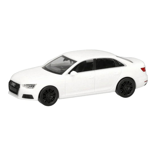 Audi A4 Limousine white 028561-002