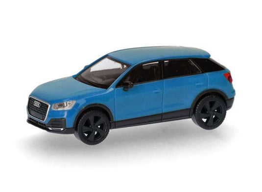 アウディ Q2 ブルー Audi Q2 ミニカー ヘルパ 1/87 / Herpa 1/87 ミニカー