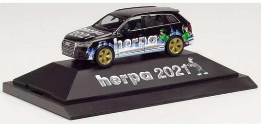アウディ Q7 Herpa Weihnachten／X-Mas 2021 ブラック／ホワイト／グリーン/ Herpa  1/87 ミニカー