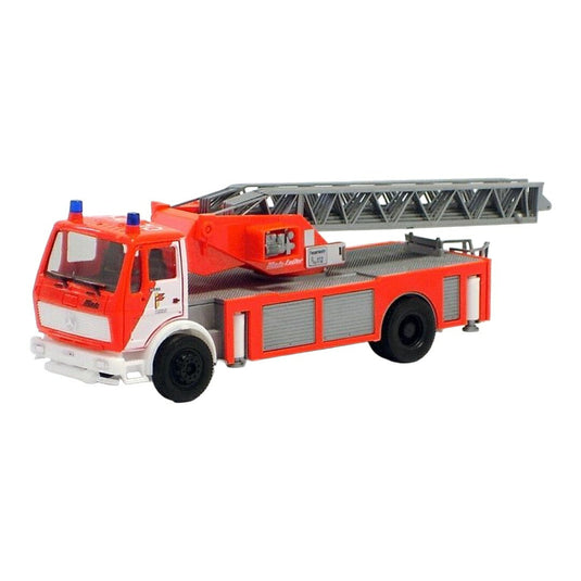 メルセデス・ベンツ オルデンブルク消防署 ターンテーブルラダー 消防車 / Herpa 1/87 ミニカー トラック模型