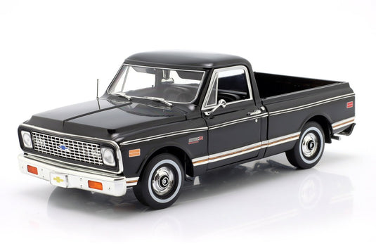 Chevroletシボレー C10 カスタムピックアップ 1971 ブラック / Highway 61 Collectibles 1/18 ミニカー