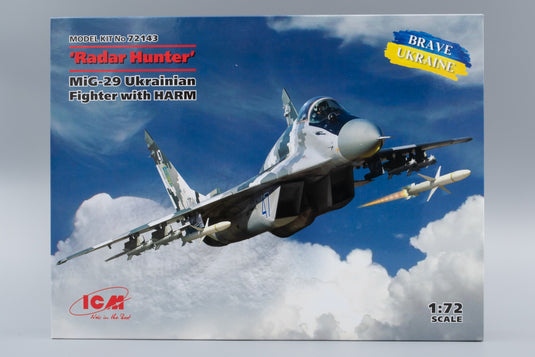 Radar Hunter MiG-29 9-13 Ukrainian Fighter with HARM missiles 組み立てプラモキット模型 戦闘機 /ICM 1/72