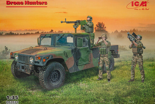 Drone Hunters Humvee M1097A2 フィギュア付き 組み立てプラモキット模型 ミリタリー /ICM 1/35