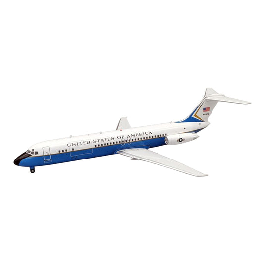 アメリカ空軍 USA Air Force マクドネル・ダグラス C-9A ナイトゲール DC-9-32CF / Inflight 200 1/200 飛行機模型 ミリタリー
