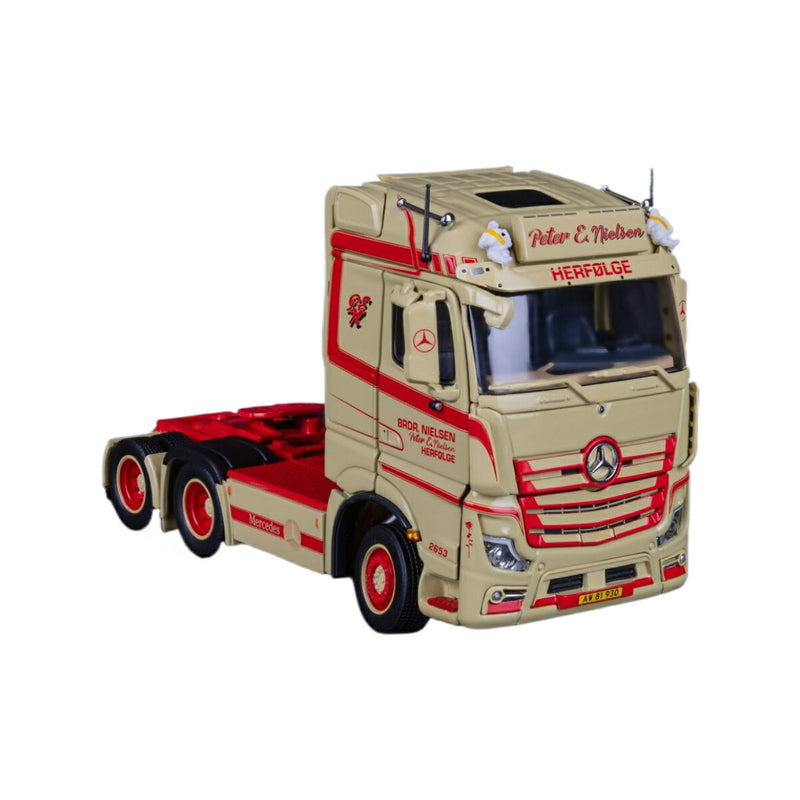 ギャラリービューアに画像をロードする, Peter E. Nielsen Mercedes Benz Actros トラック / IMC 1/50 建設機械模型 工事車両
